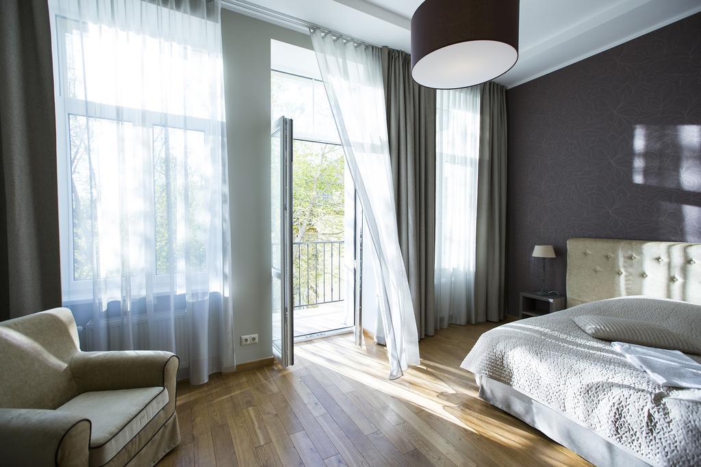 Riga Lux Apartments - Ernesta, Free Parking 객실 사진