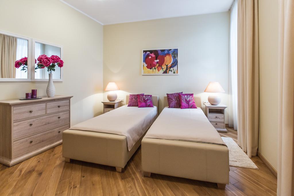 Riga Lux Apartments - Ernesta, Free Parking 외부 사진
