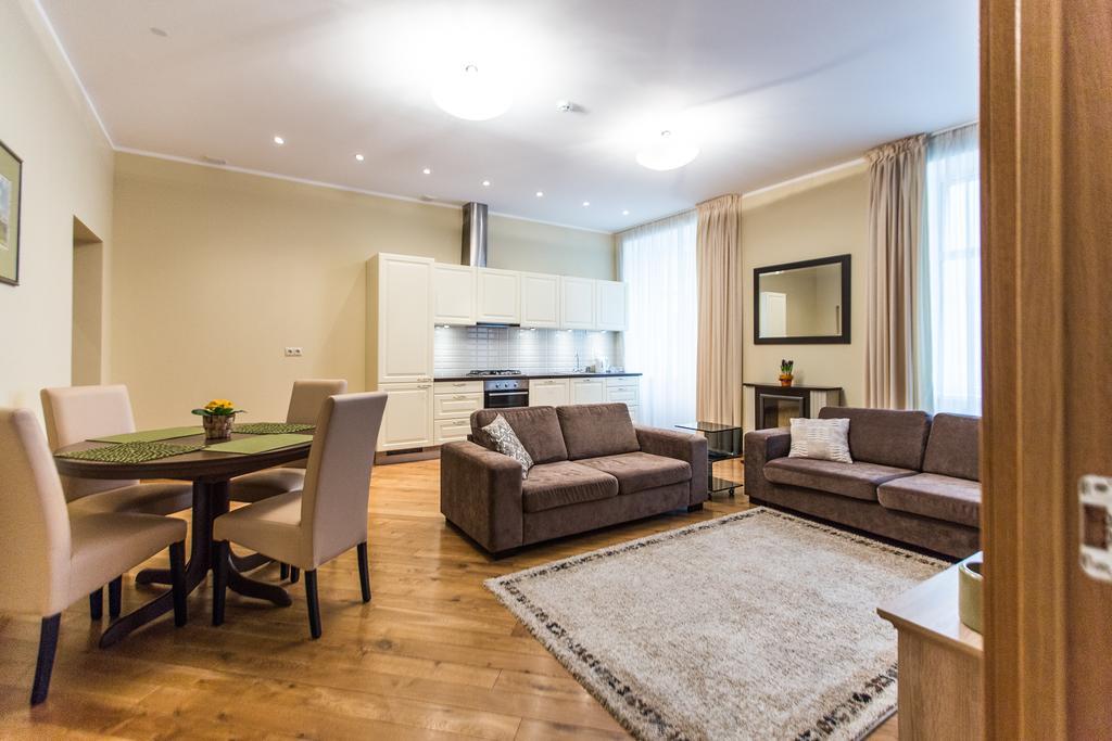 Riga Lux Apartments - Ernesta, Free Parking 외부 사진