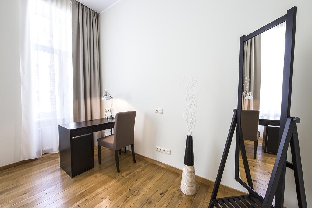 Riga Lux Apartments - Ernesta, Free Parking 외부 사진
