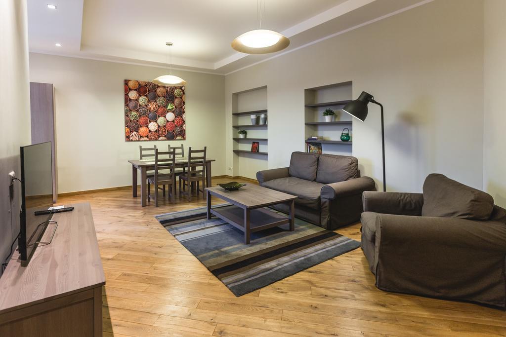 Riga Lux Apartments - Ernesta, Free Parking 외부 사진